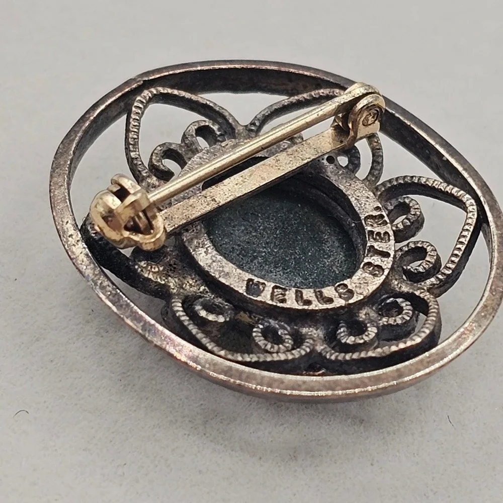 Vintage Filigree Brooch Wells Sterling Green Cabochon Pin